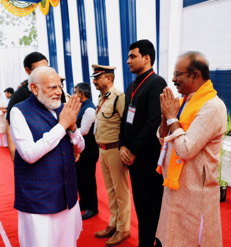 Boora Narsaih Goud with modi sir